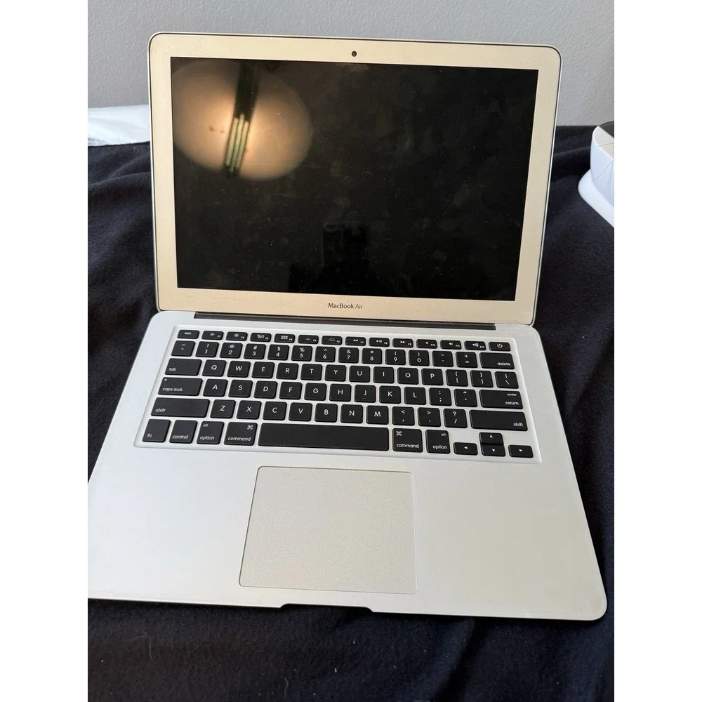 Apple MacBook Air ‎ Model A1466 EMC 2632 2013 Space Gray